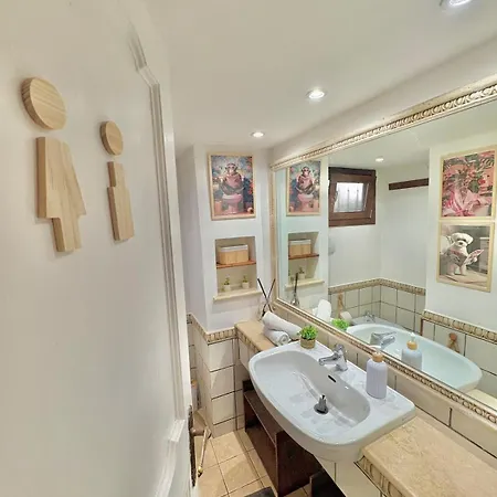 Trastevere Loft Garden Apartment